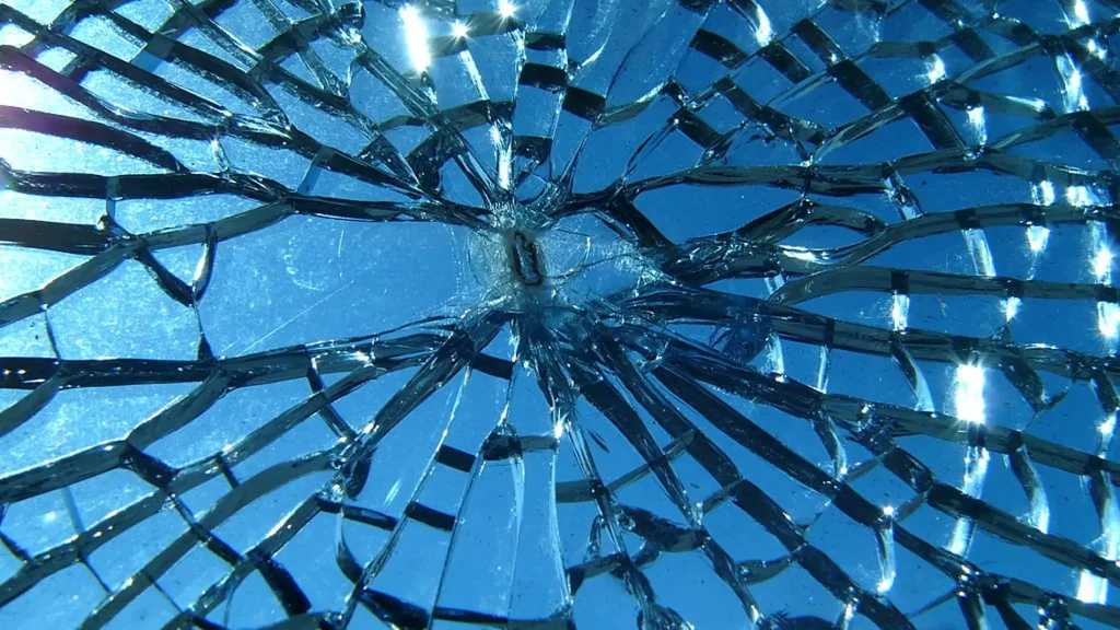 restos de cristal y vidrio